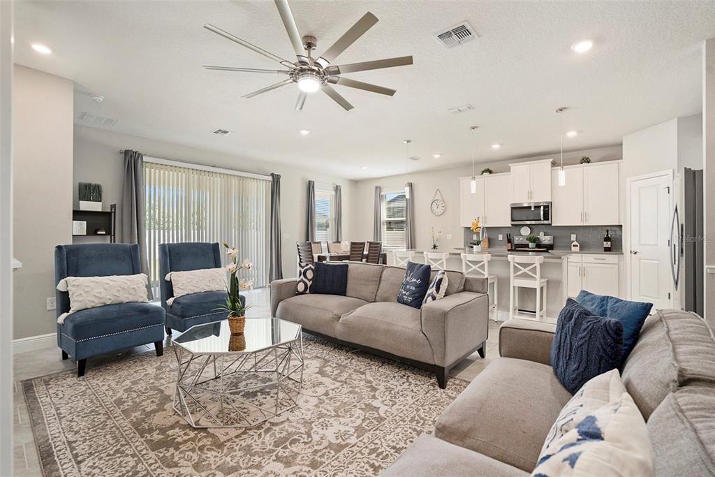 待售: $635,000 (4 贝兹, 2 浴室, 2035 平方英尺)