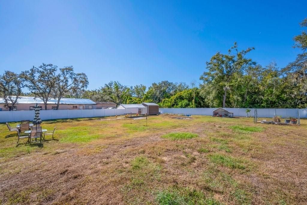 En Venta: $399,800 (4 camas, 2 baños, 1904 Pies cuadrados)