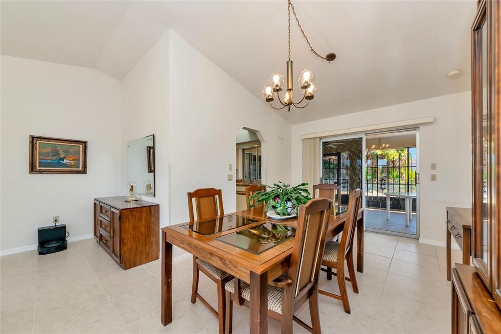 For Sale: $340,000 (3 beds, 2 baths, 1822 Square Feet)