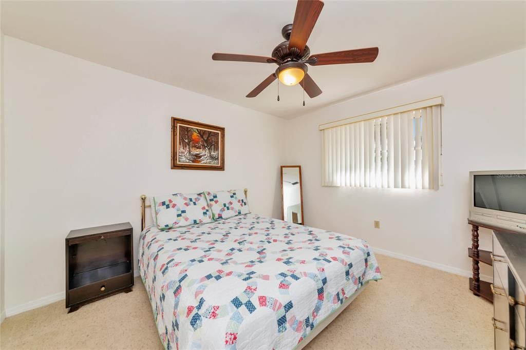 For Sale: $340,000 (3 beds, 2 baths, 1822 Square Feet)