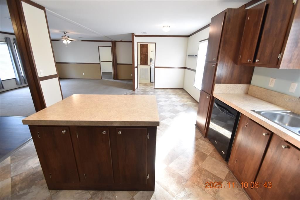 En Renta: $1,995 (3 camas, 2 baños, 1904 Pies cuadrados)