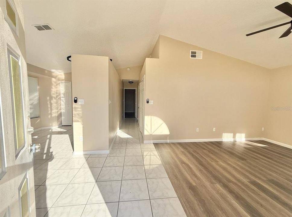 En Renta: $2,200 (3 camas, 2 baños, 1132 Pies cuadrados)