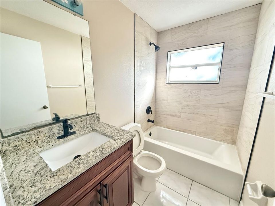 En Renta: $2,200 (3 camas, 2 baños, 1132 Pies cuadrados)