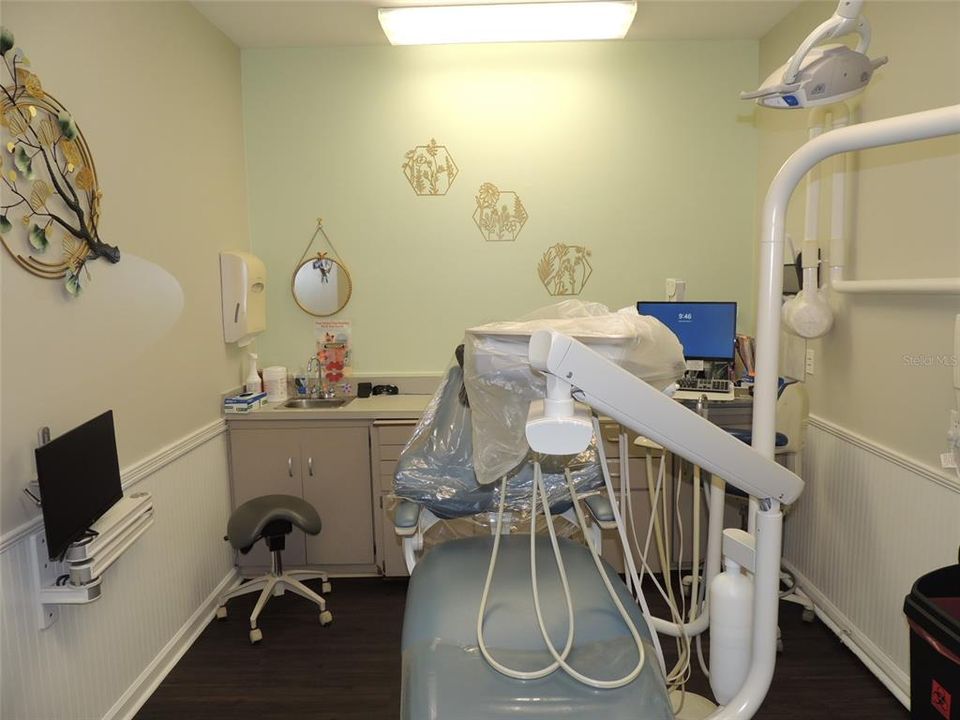 待售: $300,000 (0 贝兹, 0 浴室, 1602 平方英尺)