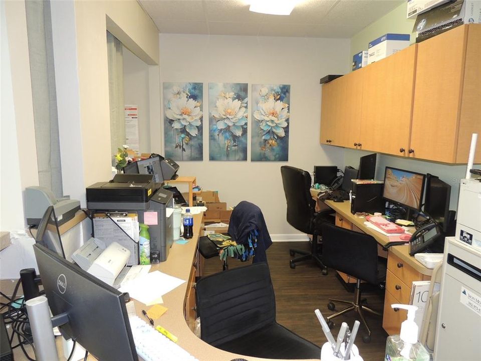 待售: $300,000 (0 贝兹, 0 浴室, 1602 平方英尺)