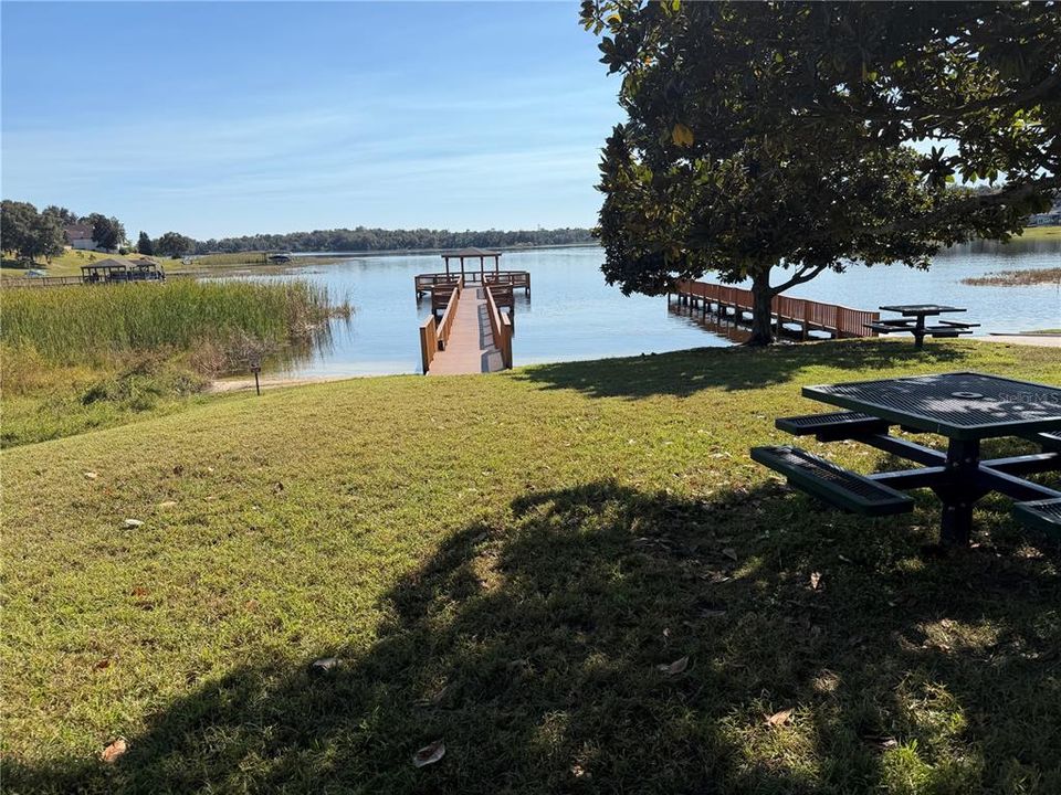 Active With Contract: $799,000 (3 beds, 3 baths, 2678 Square Feet)