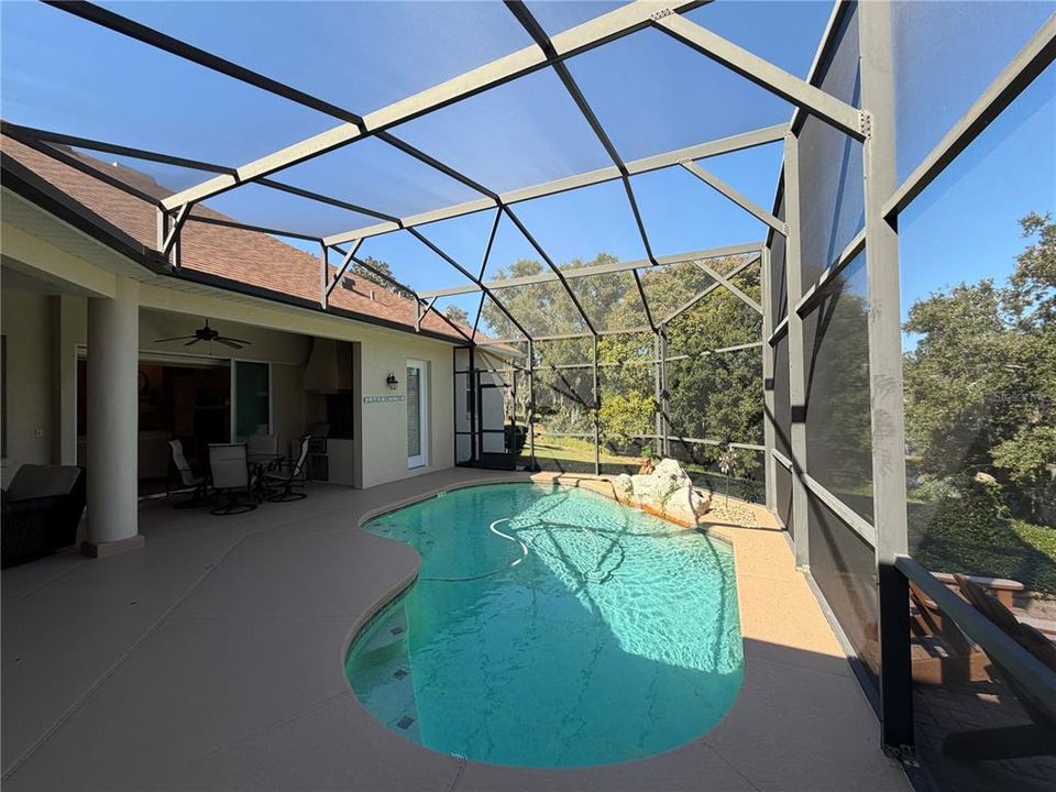 Active With Contract: $799,000 (3 beds, 3 baths, 2678 Square Feet)