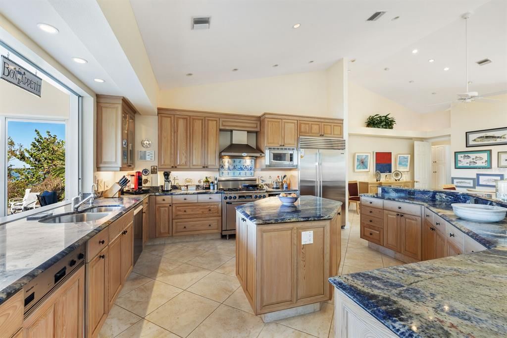 En Venta: $6,950,000 (3 camas, 3 baños, 3546 Pies cuadrados)