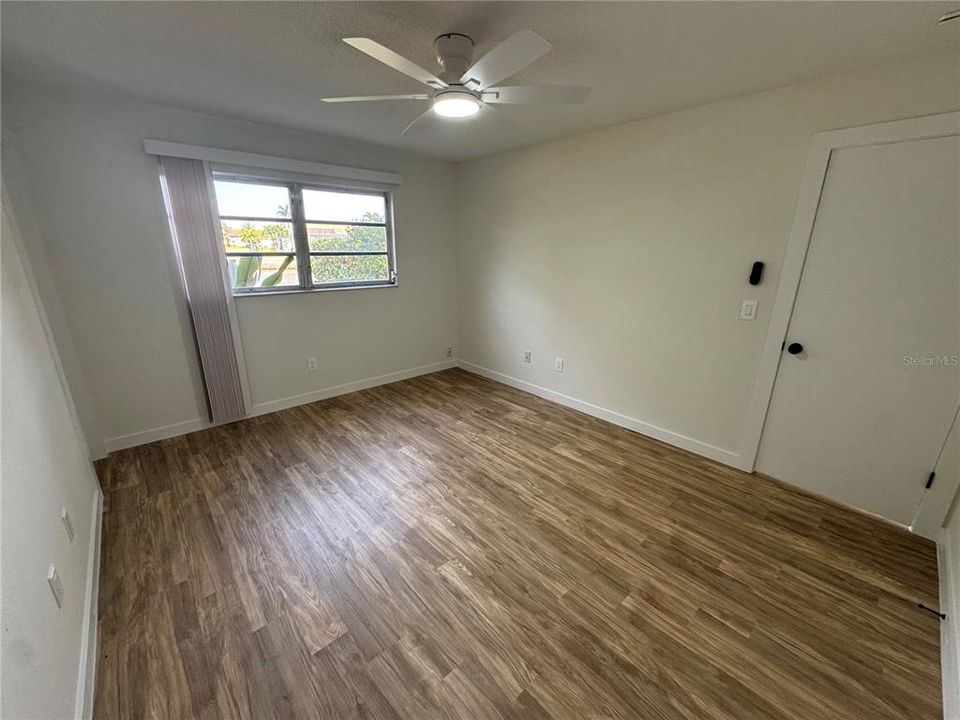 For Rent: $1,450 (2 beds, 2 baths, 3840 Square Feet)