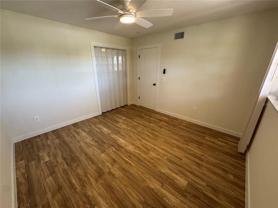 For Rent: $1,450 (2 beds, 2 baths, 3840 Square Feet)