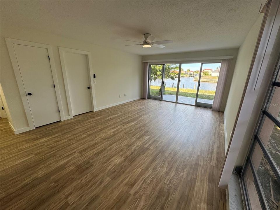 For Rent: $1,450 (2 beds, 2 baths, 3840 Square Feet)