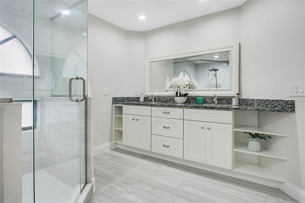 В аренду: $3,000 (3 спален, 2 ванн, 1460 Квадратных фут)