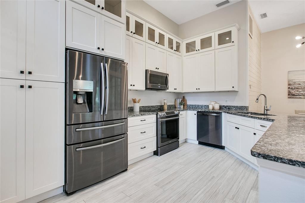 В аренду: $3,000 (3 спален, 2 ванн, 1460 Квадратных фут)