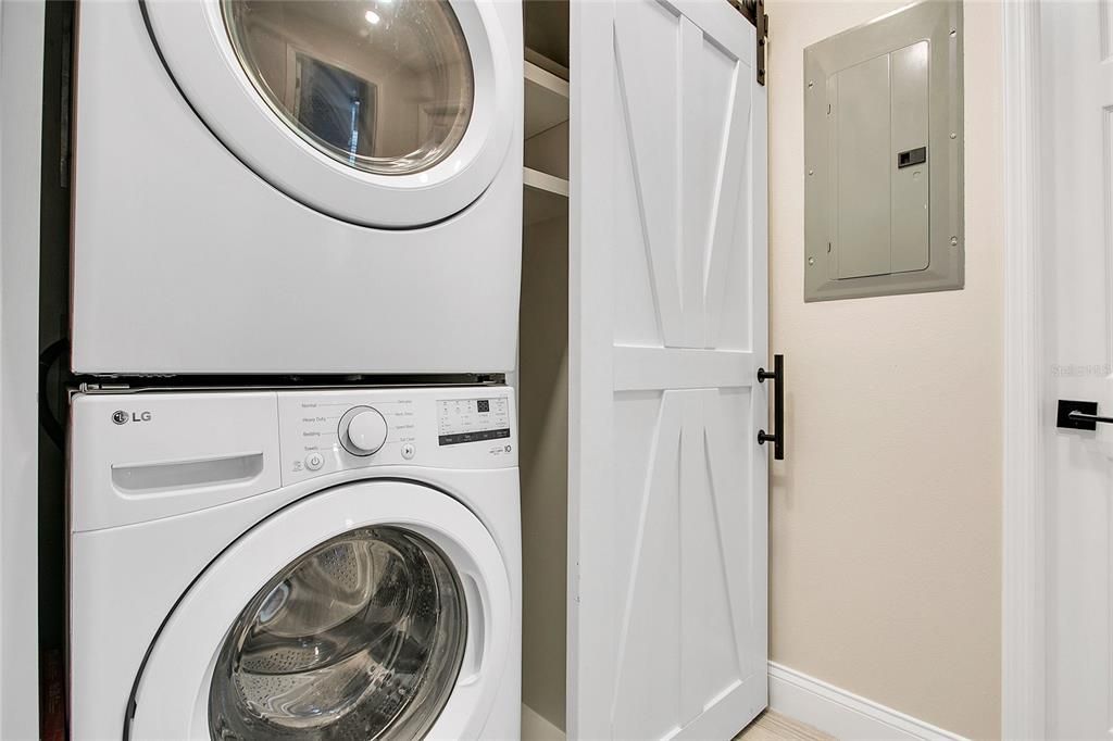 В аренду: $3,000 (3 спален, 2 ванн, 1460 Квадратных фут)