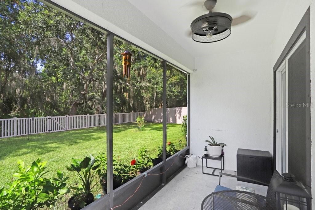 For Rent: $2,200 (3 beds, 2 baths, 1516 Square Feet)