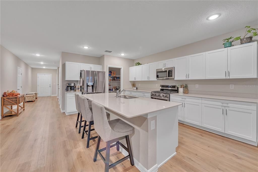 For Sale: $589,900 (7 beds, 3 baths, 3818 Square Feet)