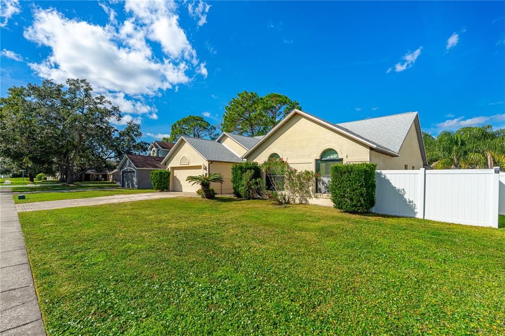 En Venta: $399,900 (4 camas, 3 baños, 1848 Pies cuadrados)