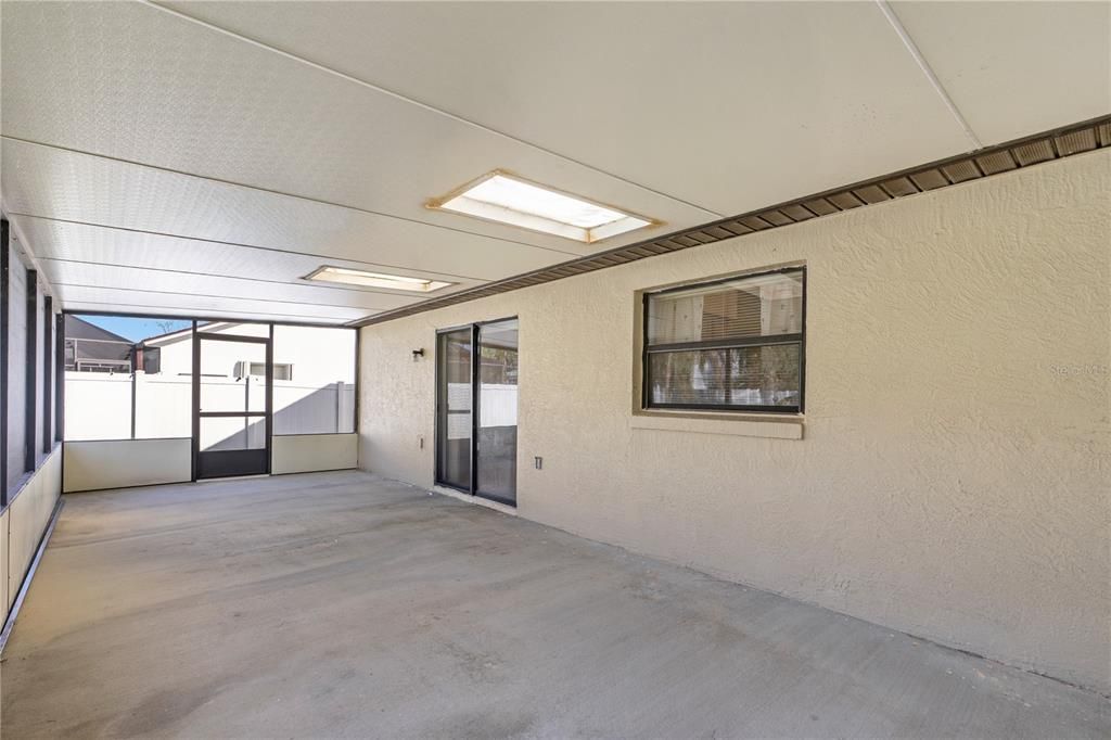 En Venta: $399,900 (4 camas, 3 baños, 1848 Pies cuadrados)