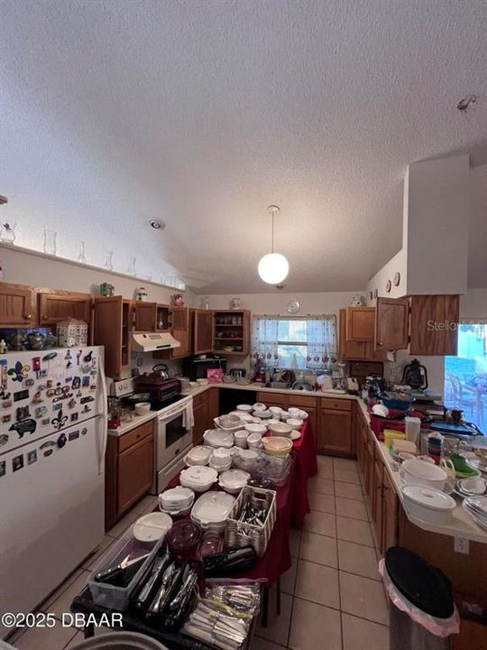 En Venta: $399,900 (4 camas, 3 baños, 1848 Pies cuadrados)