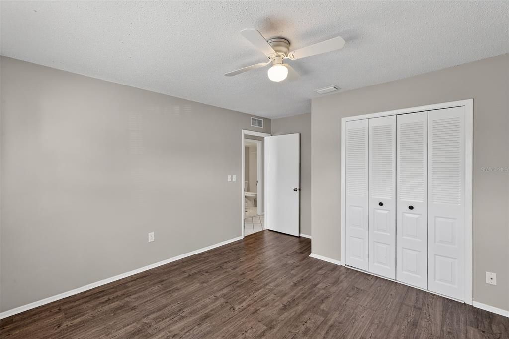 For Sale: $479,900 (3 beds, 2 baths, 1443 Square Feet)