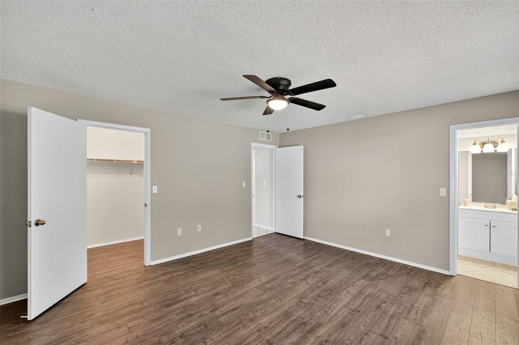 For Sale: $479,900 (3 beds, 2 baths, 1443 Square Feet)