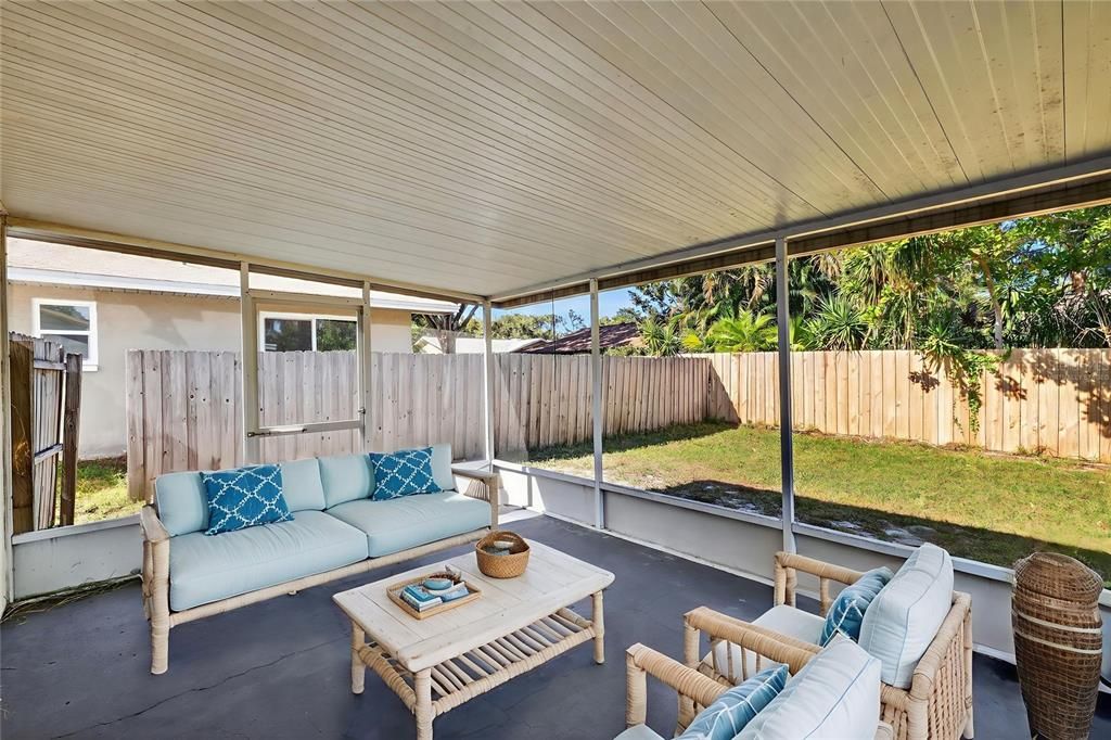 For Sale: $479,900 (3 beds, 2 baths, 1443 Square Feet)