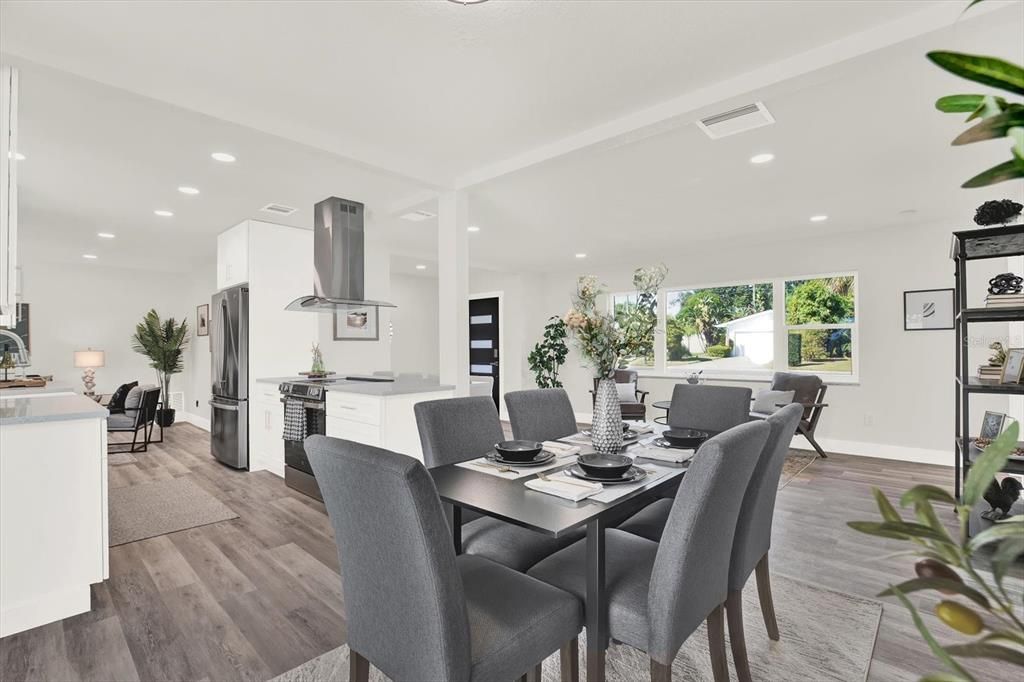 En Venta: $568,000 (4 camas, 2 baños, 1533 Pies cuadrados)