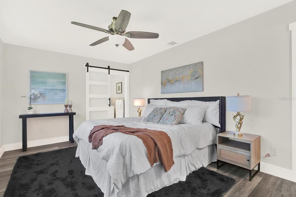 En Venta: $568,000 (4 camas, 2 baños, 1533 Pies cuadrados)