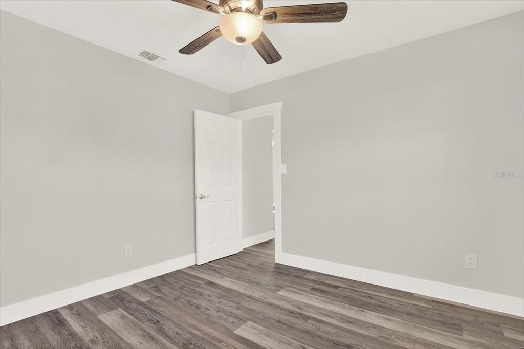 En Venta: $568,000 (4 camas, 2 baños, 1533 Pies cuadrados)