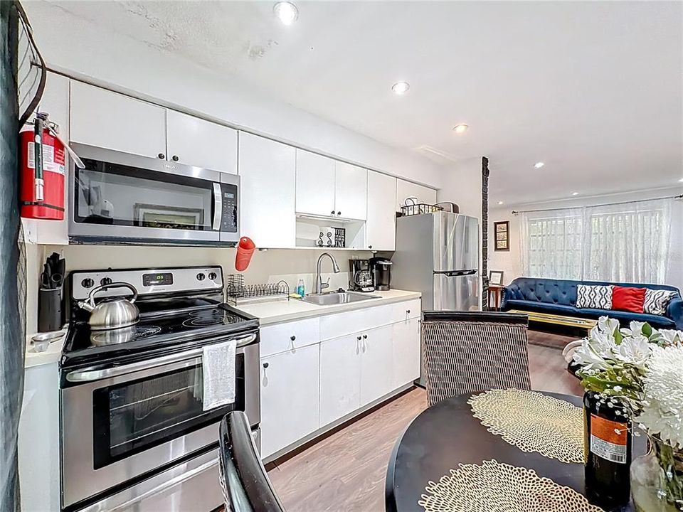 For Sale: $929,999 (0 beds, 0 baths, 1488 Square Feet)