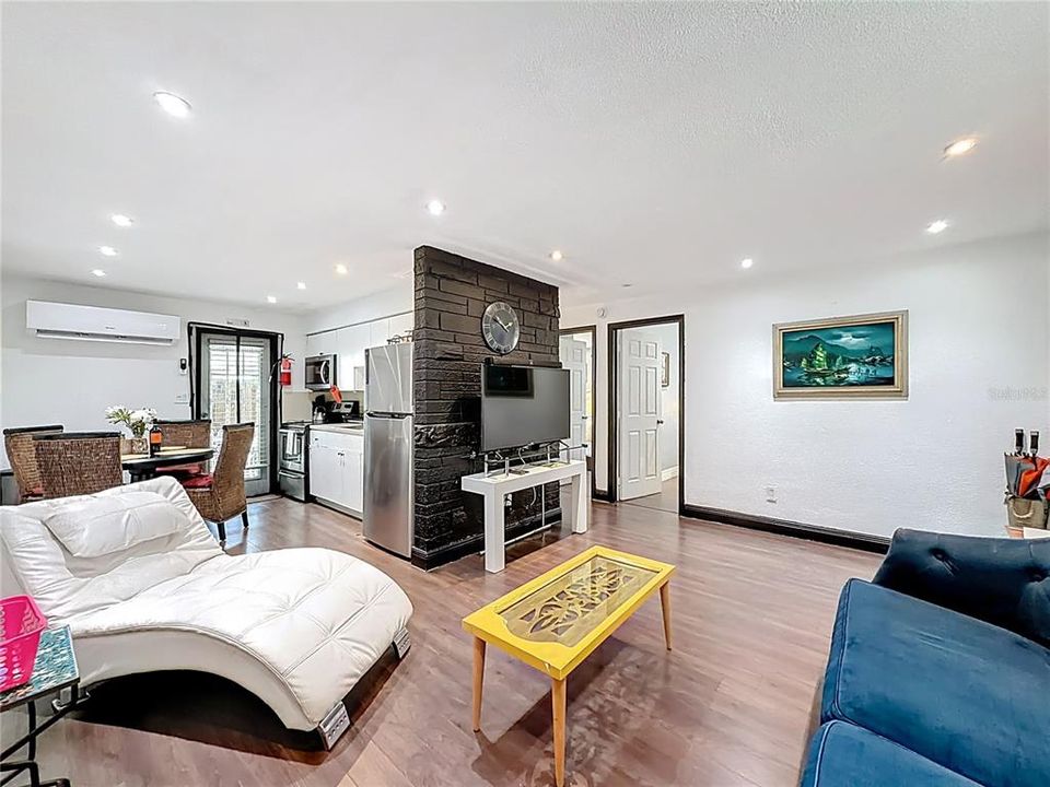 For Sale: $929,999 (0 beds, 0 baths, 1488 Square Feet)