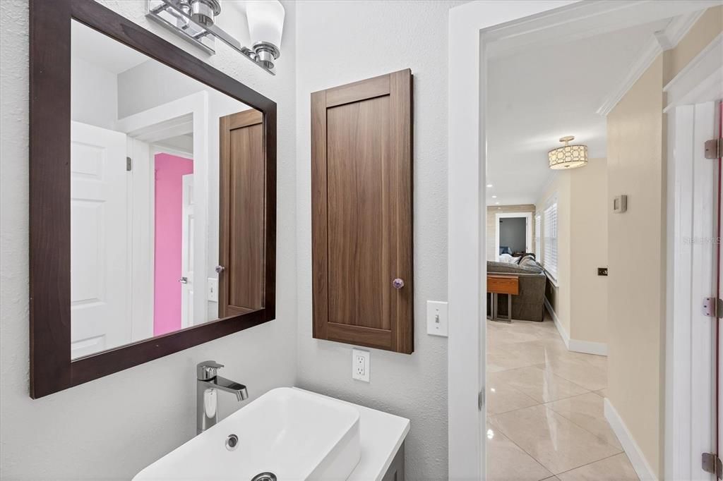 Activo con contrato: $395,000 (3 camas, 2 baños, 1319 Pies cuadrados)