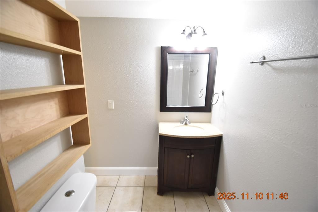 В аренду: $1,825 (4 спален, 2 ванн, 1204 Квадратных фут)