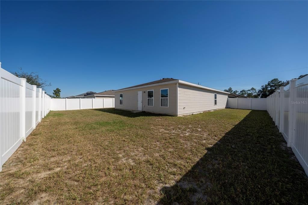 For Sale: $269,990 (4 beds, 2 baths, 1414 Square Feet)