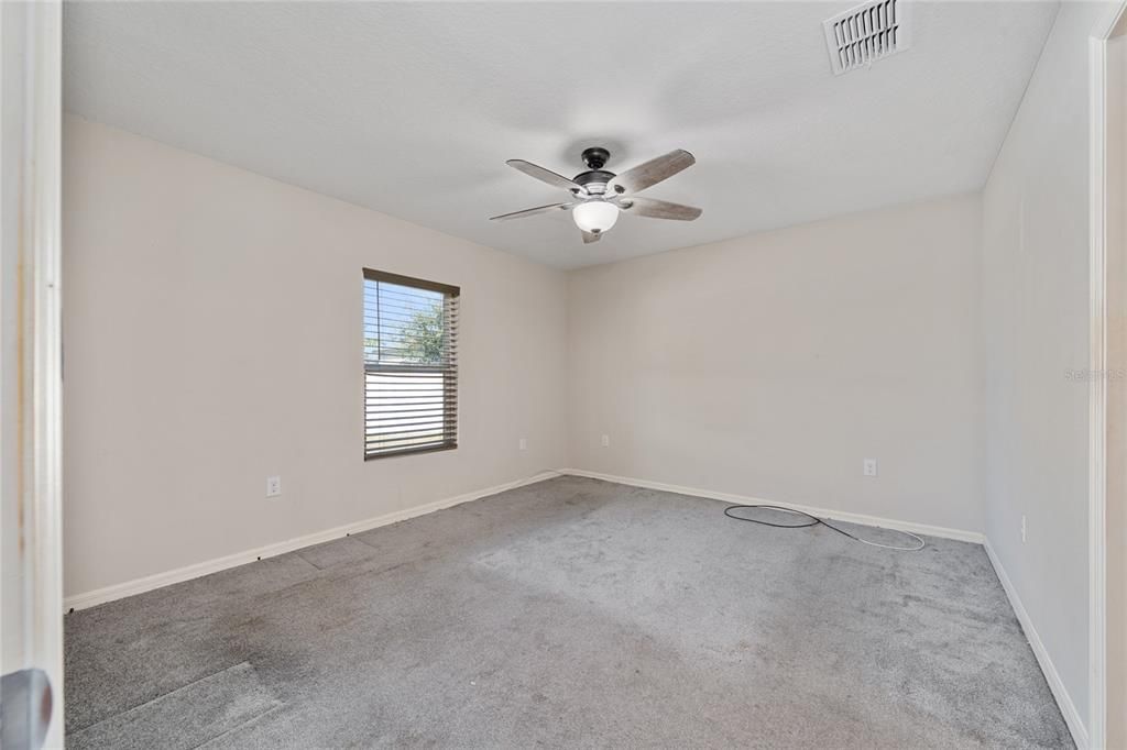 For Sale: $269,990 (4 beds, 2 baths, 1414 Square Feet)