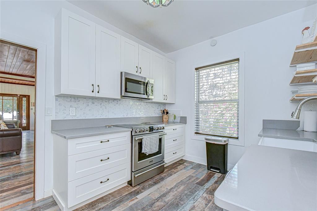 Active With Contract: $499,000 (3 beds, 2 baths, 2000 Square Feet)