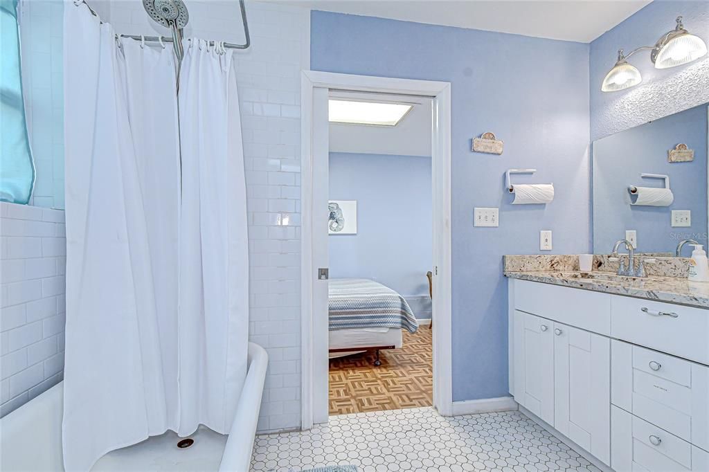 Active With Contract: $499,000 (3 beds, 2 baths, 2000 Square Feet)