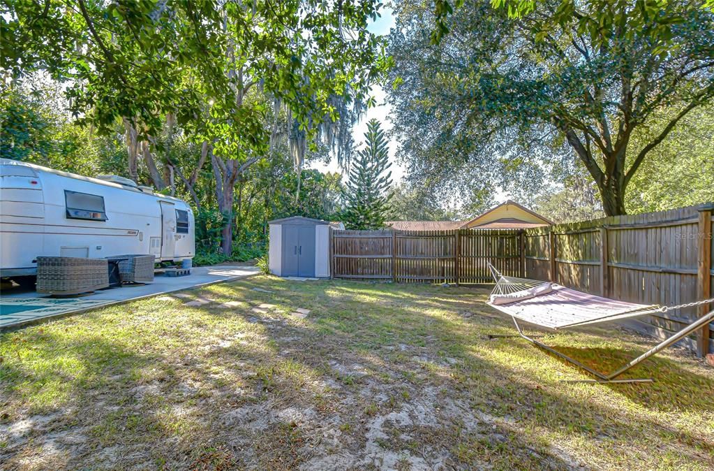 Active With Contract: $499,000 (3 beds, 2 baths, 2000 Square Feet)