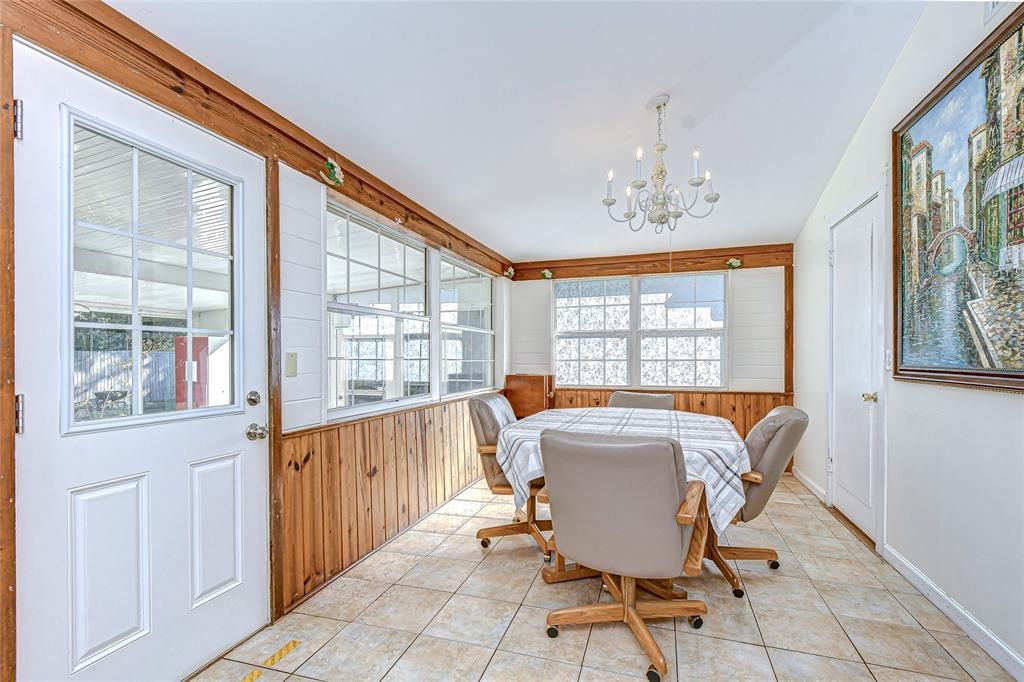 Active With Contract: $499,000 (3 beds, 2 baths, 2000 Square Feet)