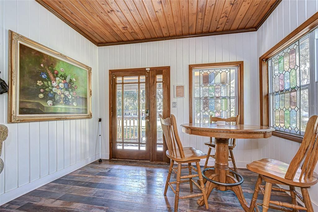 Active With Contract: $499,000 (3 beds, 2 baths, 2000 Square Feet)