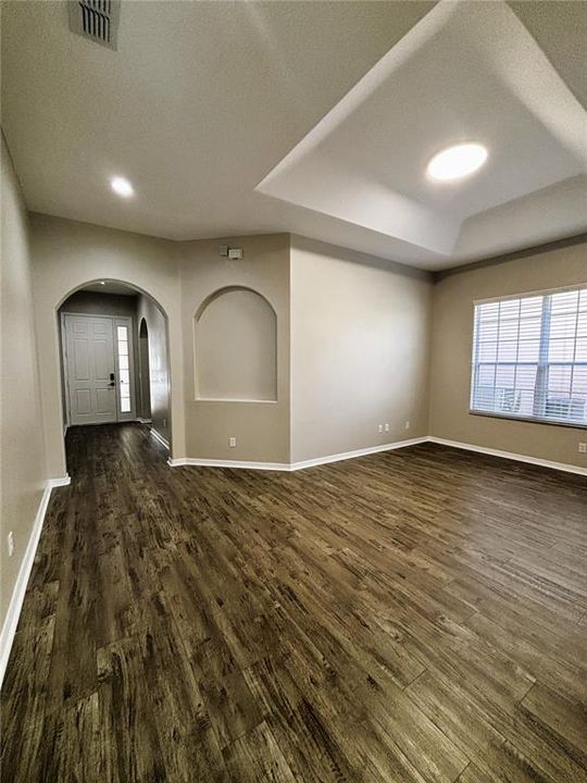 Active With Contract: $2,799 (3 beds, 2 baths, 1771 Square Feet)