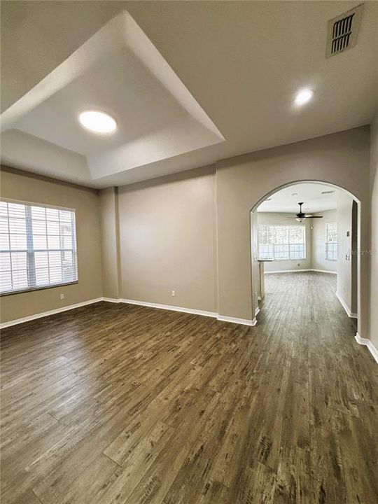 Active With Contract: $2,799 (3 beds, 2 baths, 1771 Square Feet)