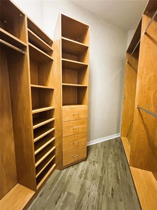 Active With Contract: $2,799 (3 beds, 2 baths, 1771 Square Feet)