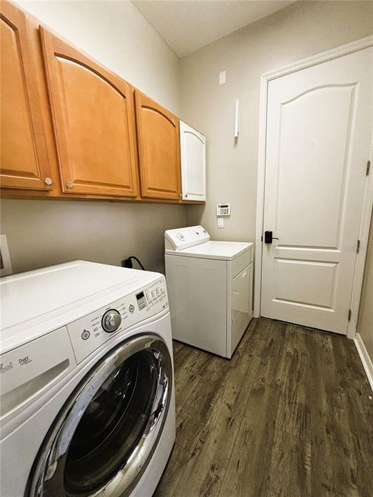 Active With Contract: $2,799 (3 beds, 2 baths, 1771 Square Feet)