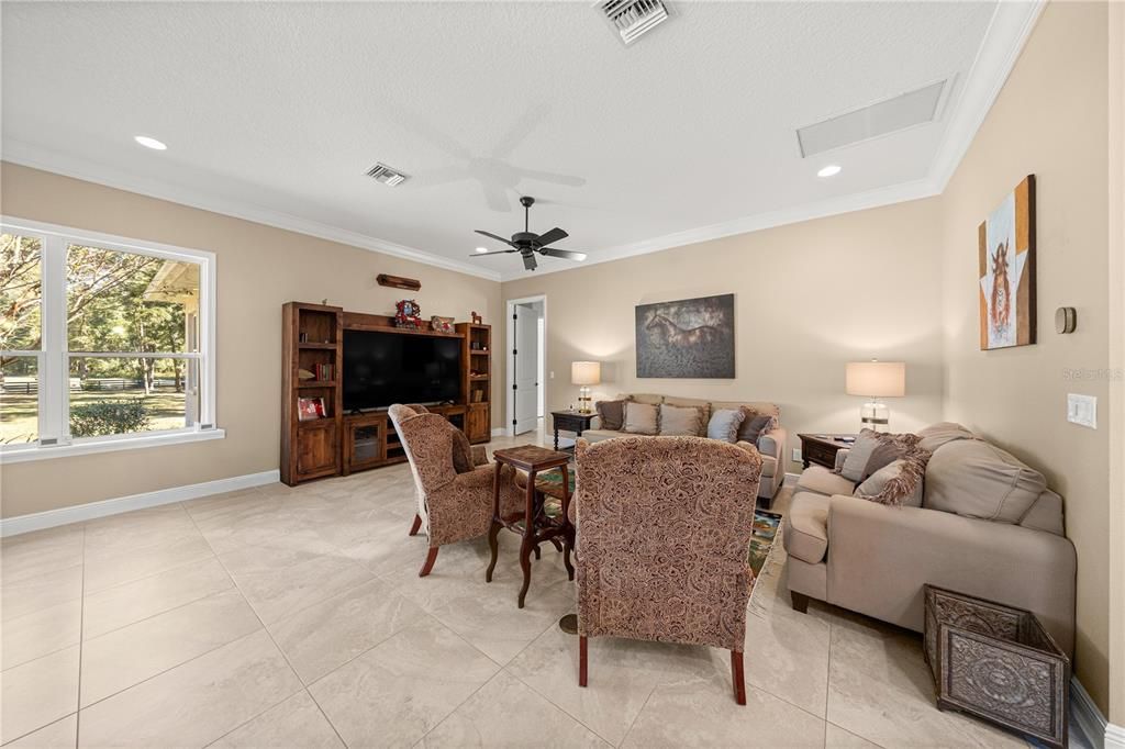 На продажу: $1,175,000 (4 спален, 3 ванн, 3161 Квадратных фут)