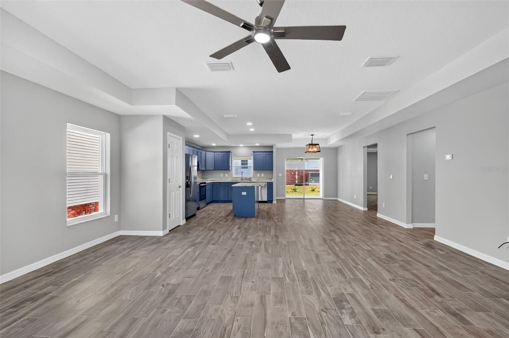 En Venta: $379,000 (3 camas, 2 baños, 1744 Pies cuadrados)