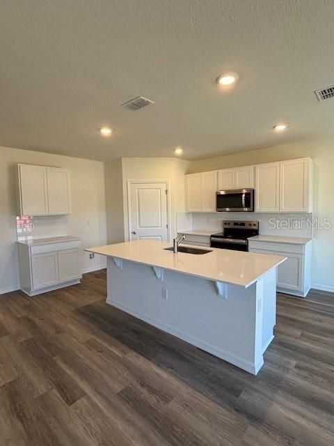 For Sale: $421,990 (5 beds, 3 baths, 2601 Square Feet)