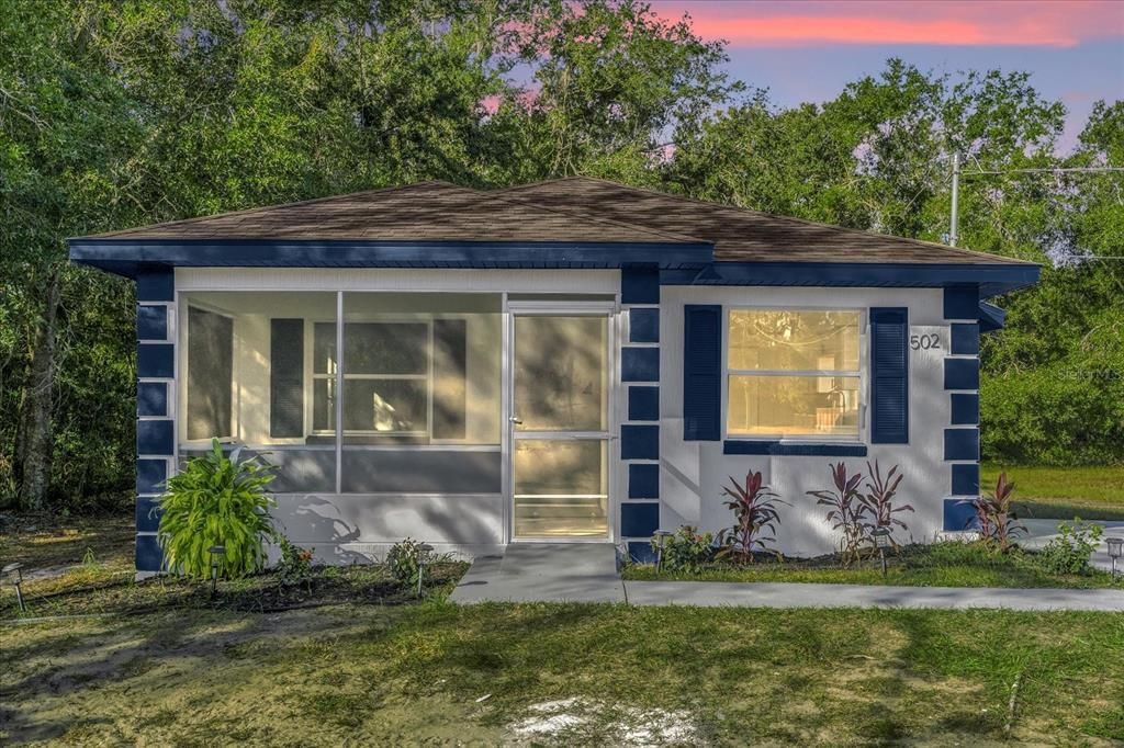 Active With Contract: $245,000 (3 beds, 2 baths, 1125 Square Feet)