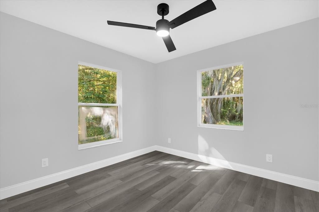 Active With Contract: $245,000 (3 beds, 2 baths, 1125 Square Feet)