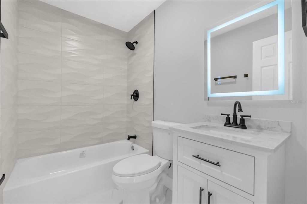 Active With Contract: $245,000 (3 beds, 2 baths, 1125 Square Feet)